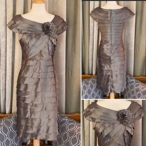London Times Size 10 Layered Ruffle Cocktail Dress